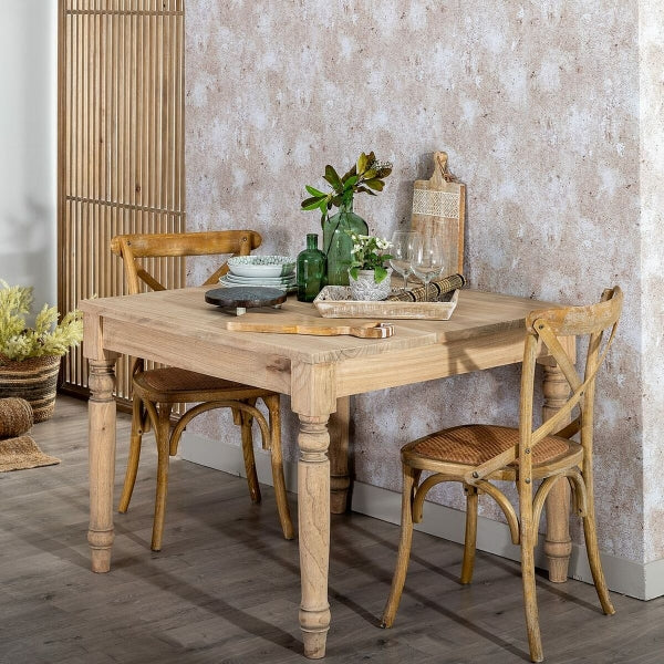 Table de Salle à Manger Design Cottage Home Decor Bois Brut (100 x 100 x 77 cm) et deux chaises design vintage en bois