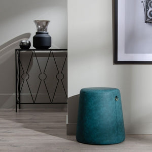 Pouf Design Contemporain Home Decor Cuir Synthétique Bleu Dans un Salon design
